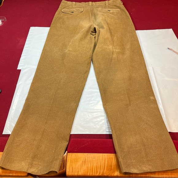 LL Bean corduroy Classic Fit BROWN Pleated brown Pants 502835 SIZE 34x34 Cotton - Picture 2 of 16